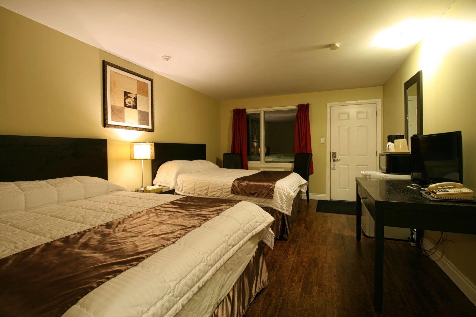 Hotel Moncton Kültér fotó