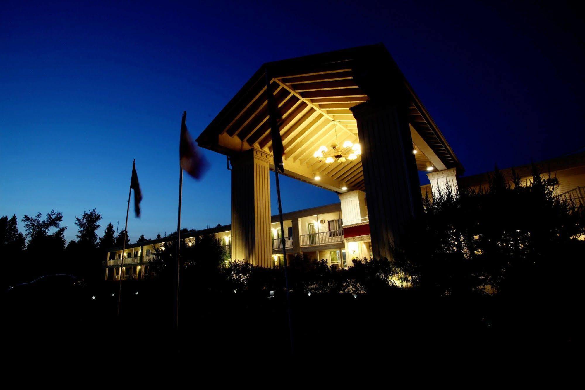Hotel Moncton Kültér fotó